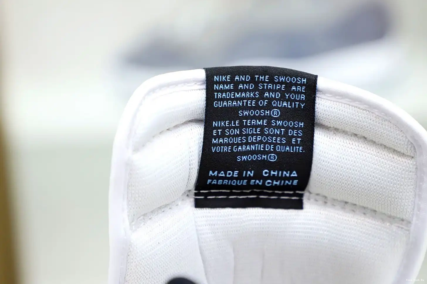 'UNIVERSITY HIGH JORDAN OG AIR Kimikick RETRO 1 0802